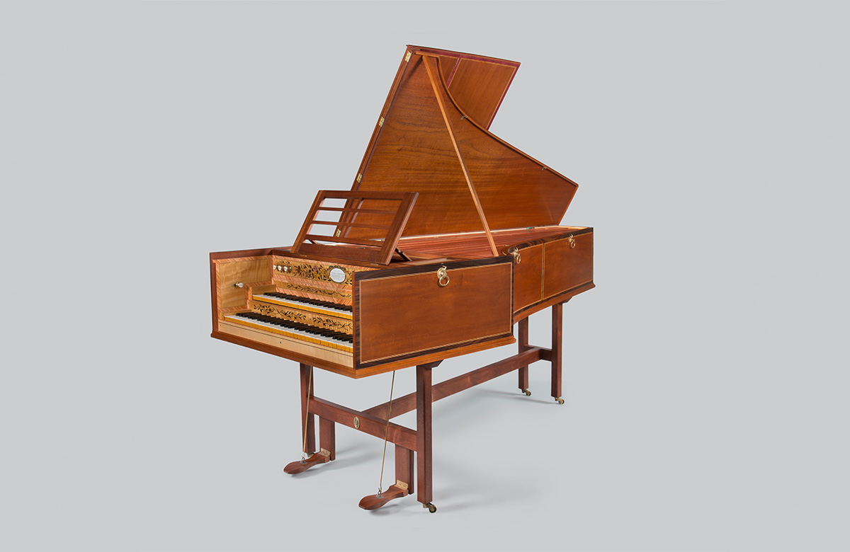Full angle view of Nelly's new harpsichord